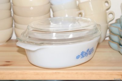 画像1: Fire-King Ovenware Dishブルー柄（フタ付き）