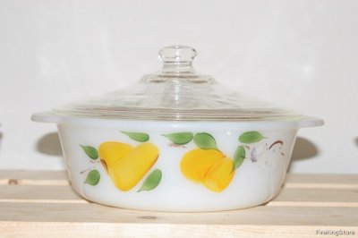 画像1: Fire-King Ovenware Dish Gay Fad フルーツ柄（Yellow）フタ付き丸型